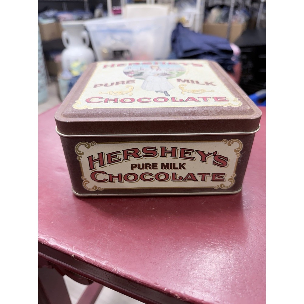 Vintage 1992 Hershey's Pure Milk Chocolate Tin w/Lid -  Mfg. Vintage Edition #2